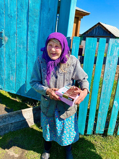 Продукты одиноким старикам к 9 мая